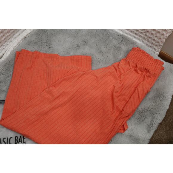 RIBBED TANK AND WIDE LEG PANTS SET Fit: True to size with tons of stretch - Picture 8 of 8